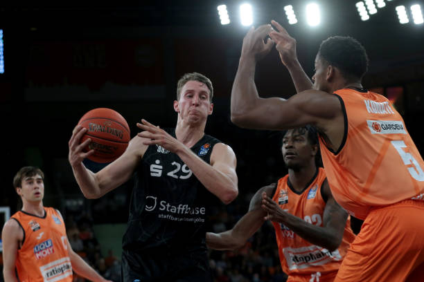 仅有助于更 仅有助于更