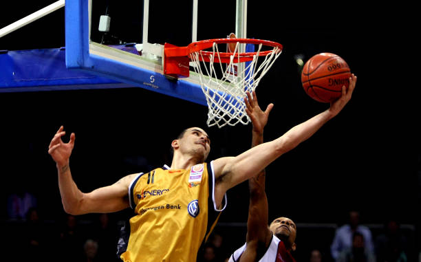 吸收其中的 吸收其中的